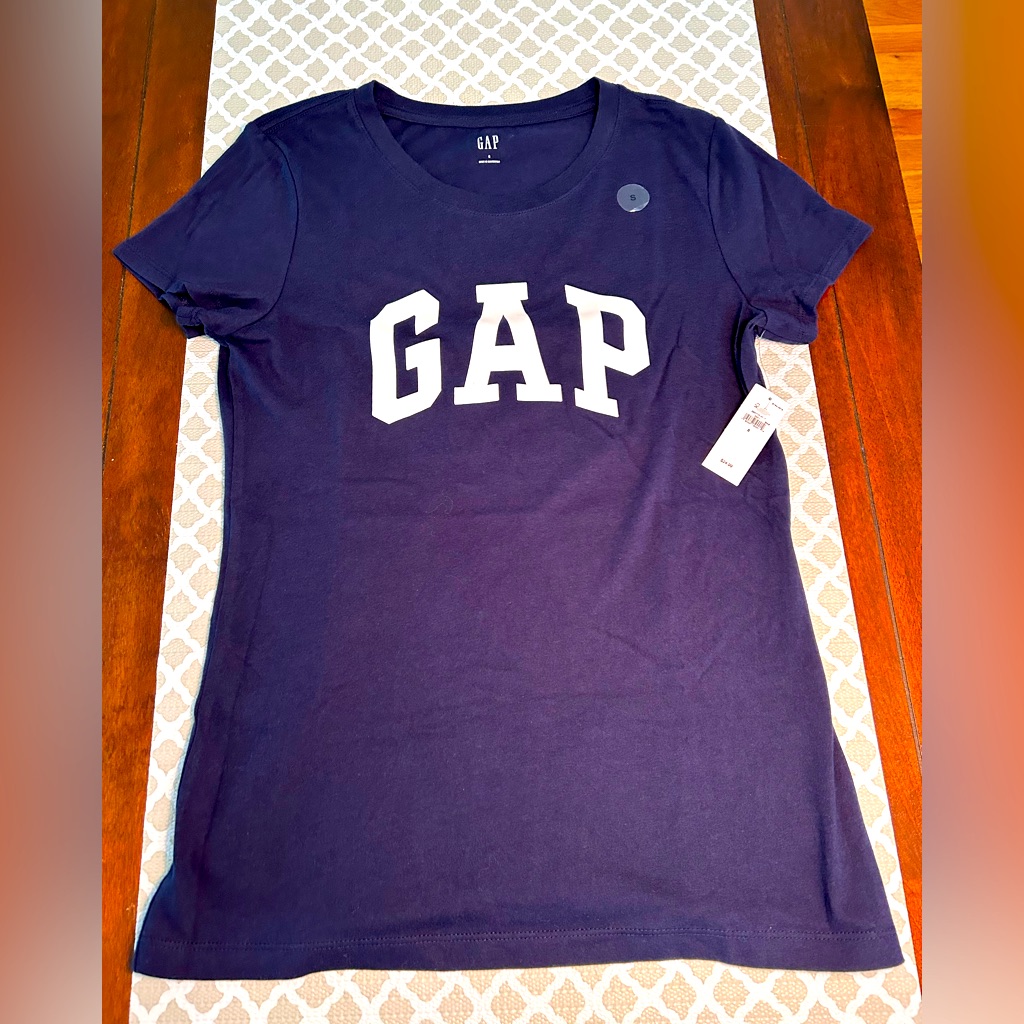 Nwtgap Navy Blue Tshirt Nwtgap Navy Blue Tshirt